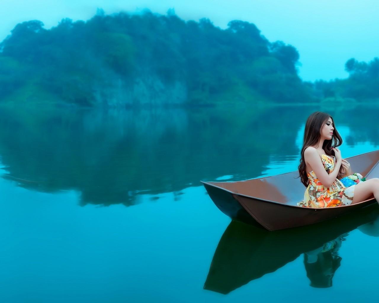Girl In Boat 1280x1024 Resolution HD 4k Wallpaper, Image