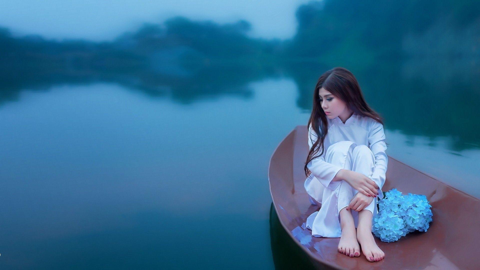 Japanese Girl Boat Lake 1920x1080 (1080p)