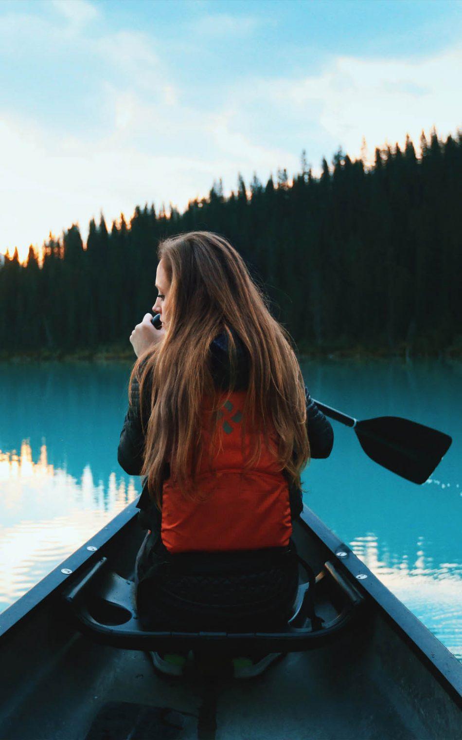Girl Boating Alone Free 4K Ultra HD Mobile Wallpaper