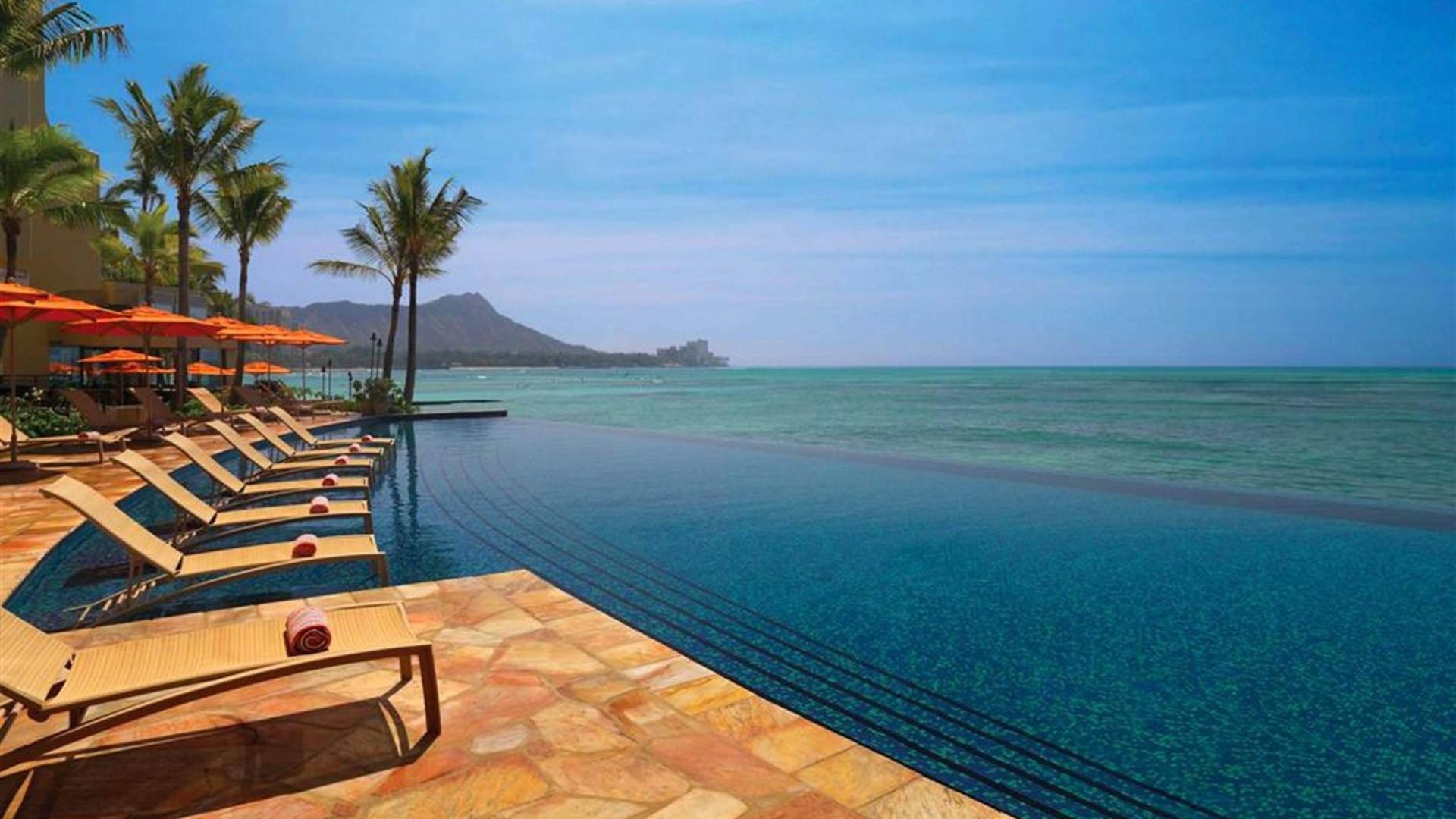 Waikiki Beach Wallpaper