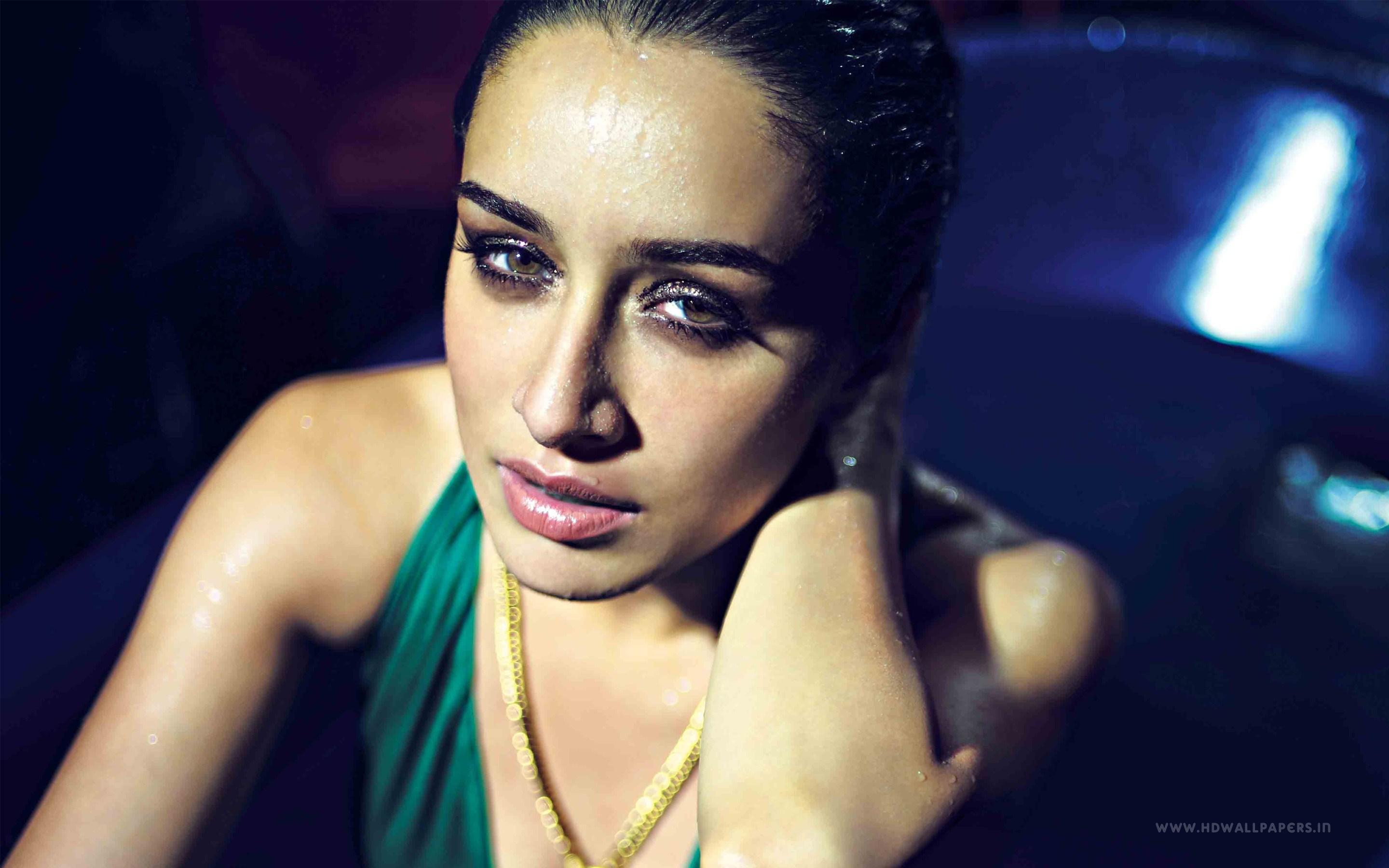Shraddha Kapoor Full HD Wallpaper Image And Photo