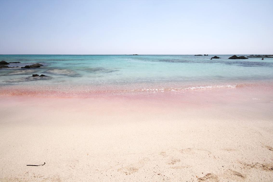Розовый песок Элафониси