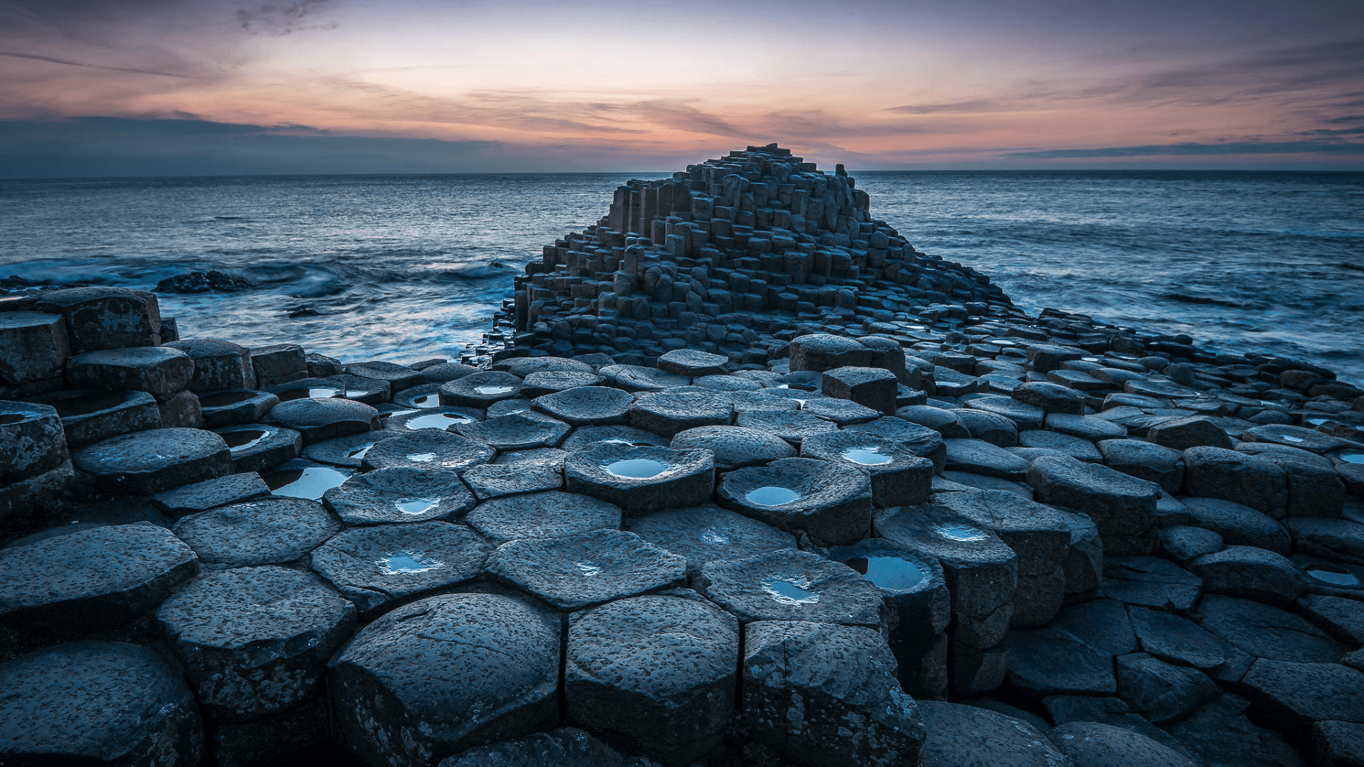The Giant's Causeway area of about 000 interlocking basalt