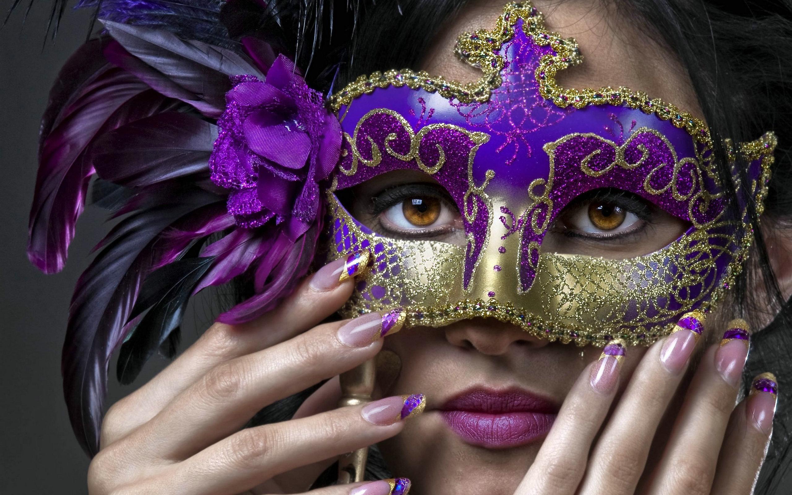 Gorgeous Mask Wallpaper 45981 2560x1600px