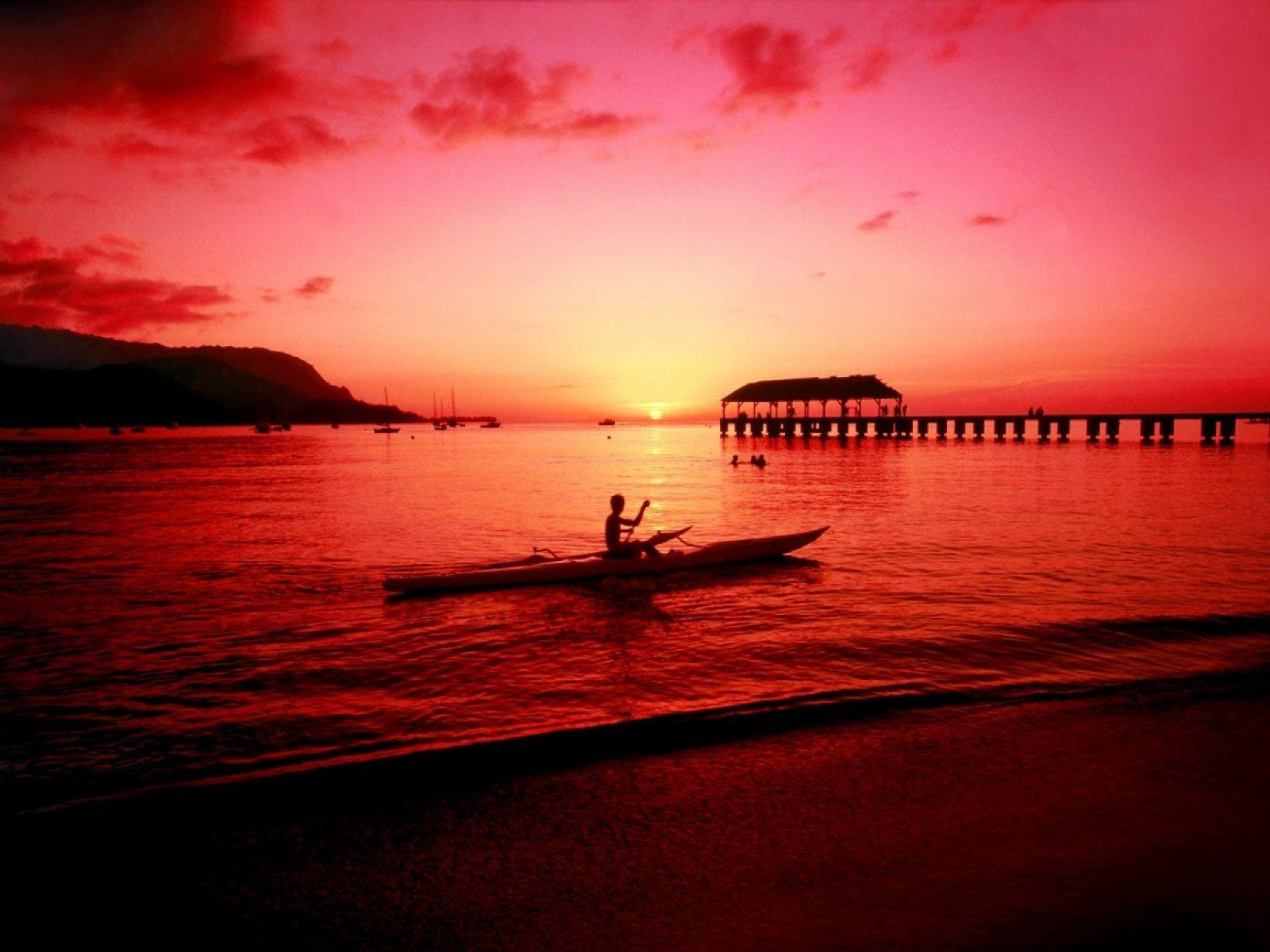 Hanalei Kayaker Hawaii. HD Nature Wallpaper for Mobile and Desktop