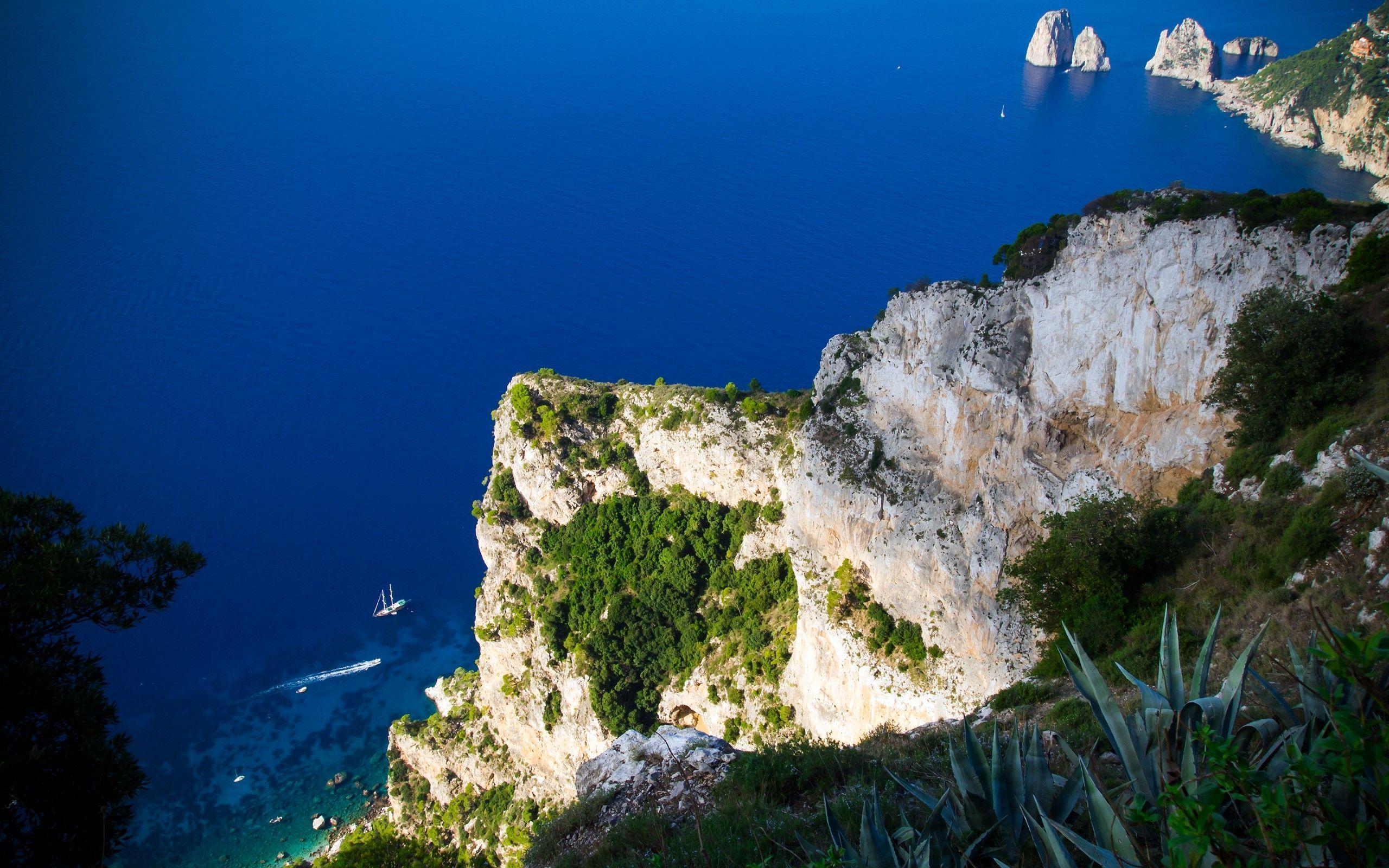 Capri, Italy Widescreen Beach Wallpaper. Italy beaches, Capri italy beach, Beach wallpaper