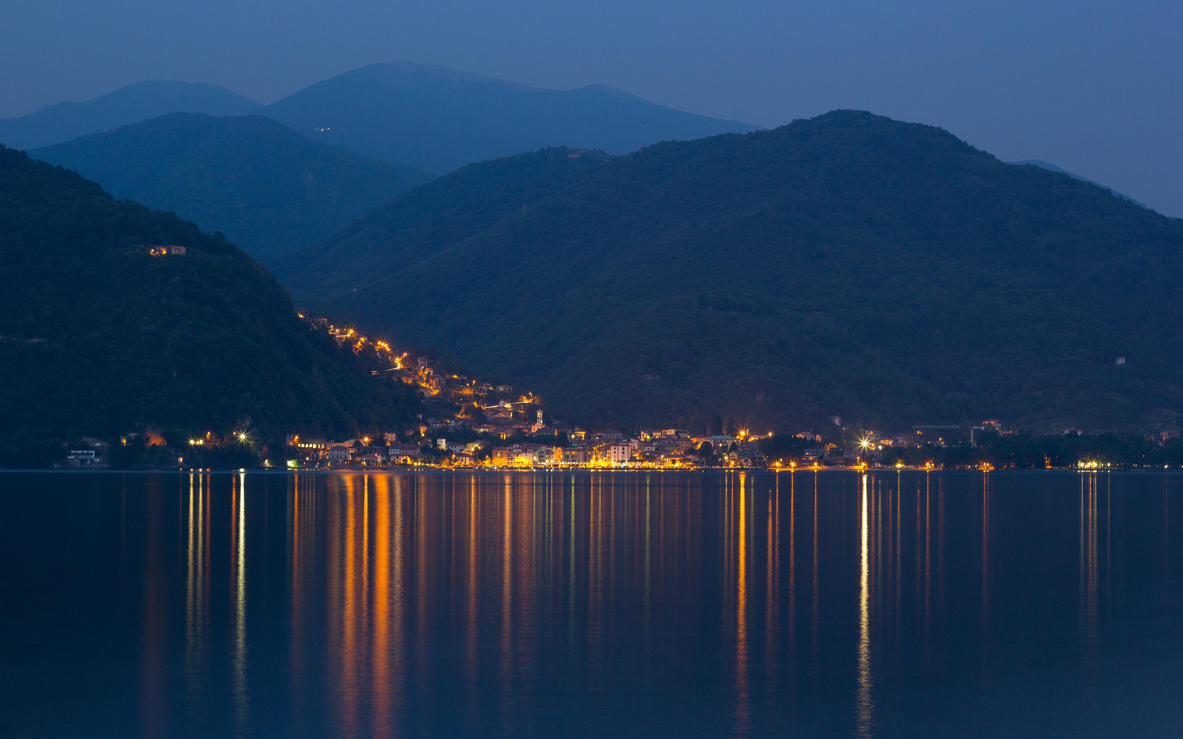 A little town on Lake Maggiore in Italy wallpaper and image