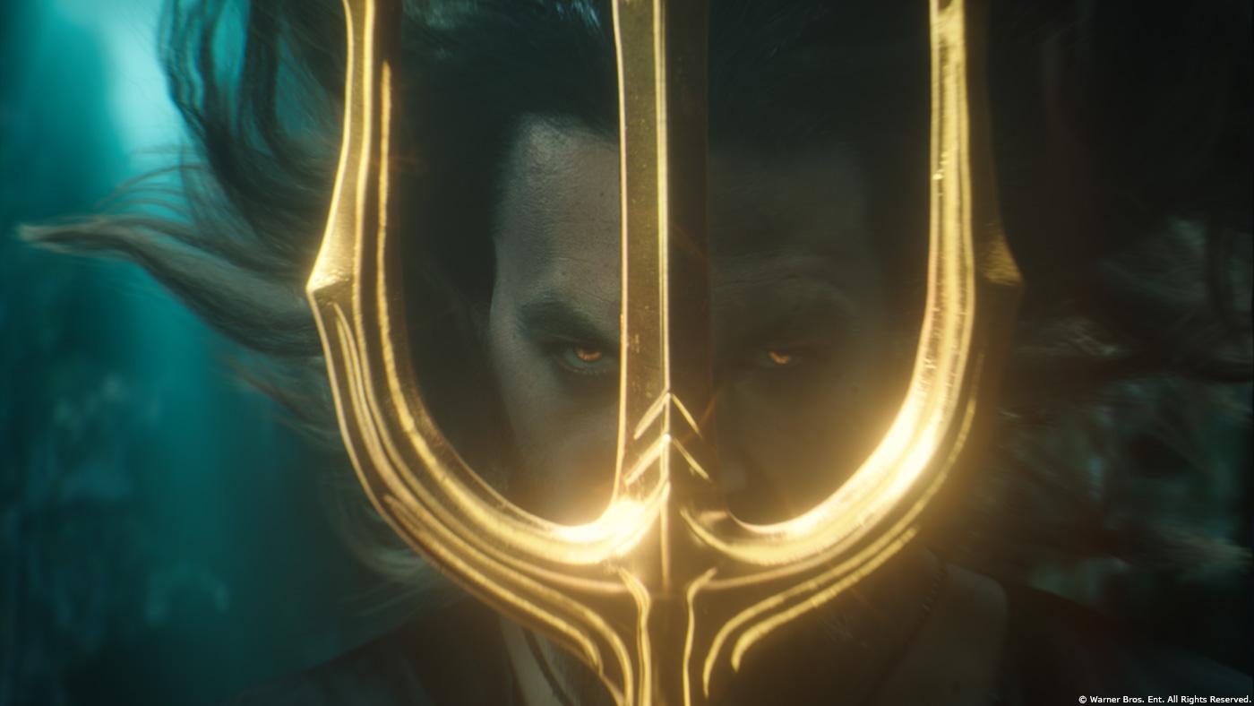 AQUAMAN: Before And After VFX Image Feature The Karathen, Arthur's