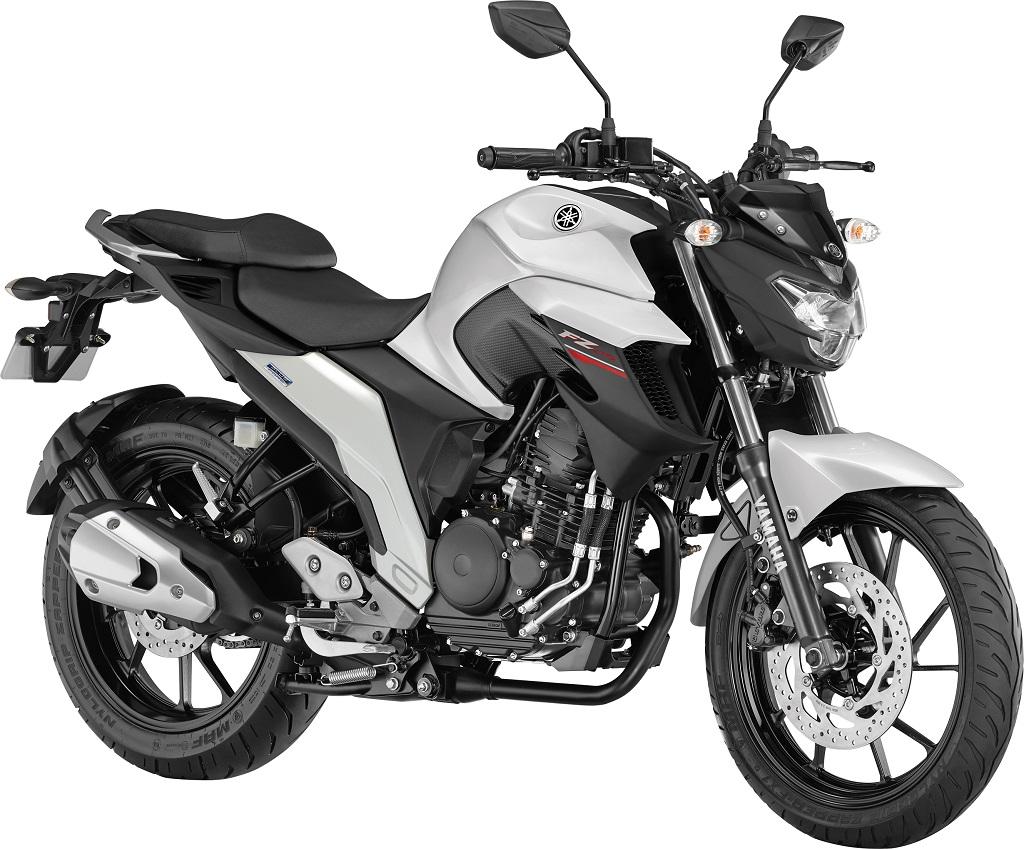 Yamaha FZ25 vs TVS Apache 200 Comparison. MotorBeam