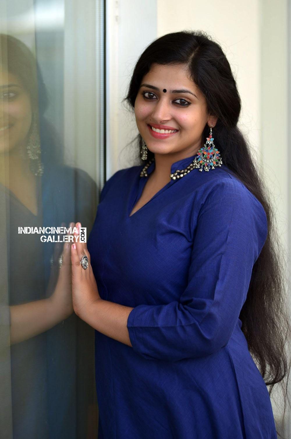 Facts N FramesMovies  Music  Health  Tech  Travel  Books  Education   Wallpapers  Videos Prettiest Anu Sithara Latest Photos Beautiful Photo  gallery