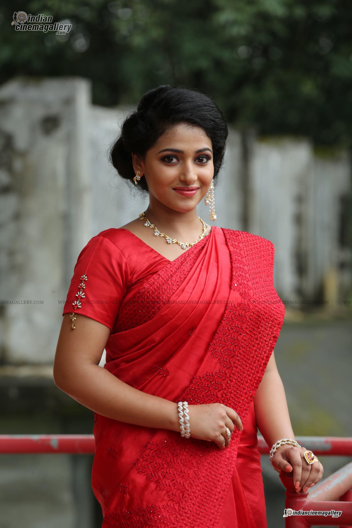 Anu Sithara Wallpapers - Wallpaper Cave