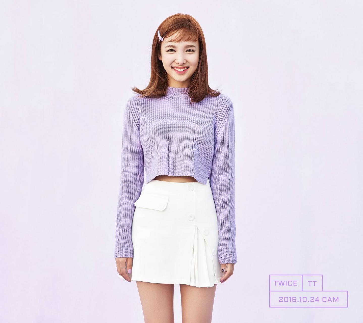 Twice Nayeon Wallpaper