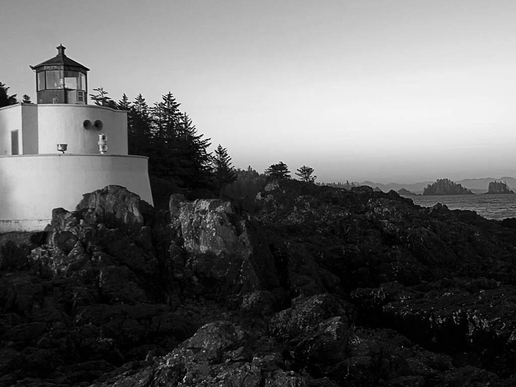 Black and White Wallpaper: HD Black and White Scenic Landscape