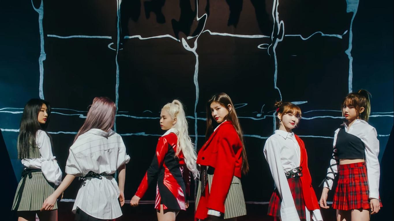 EVERGLOW Presents the Girl Crush Concept at the 'Bon Bon Chocolat