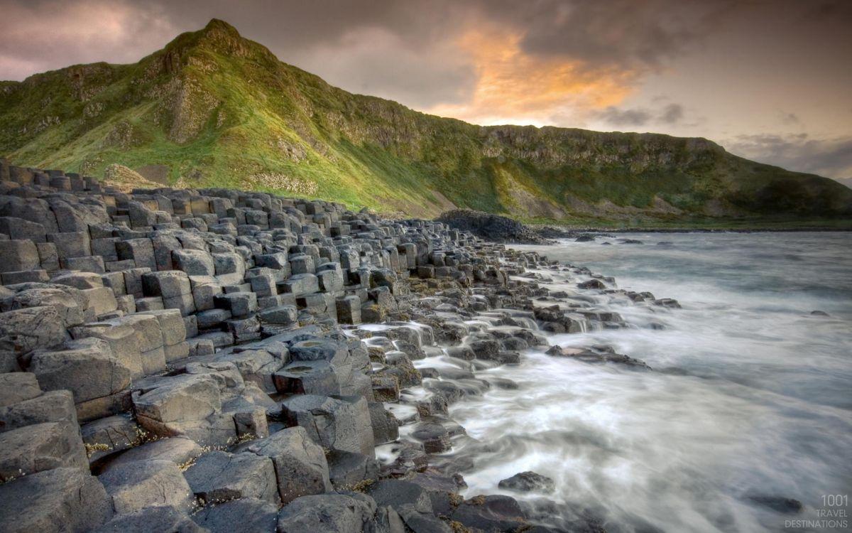 – The Giants Causeway