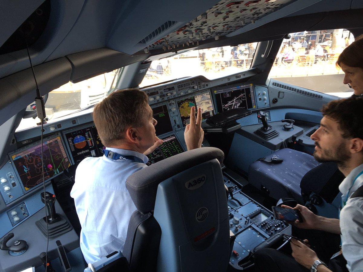 Richard_on_aviation Cockpit: The A350 1000 As A