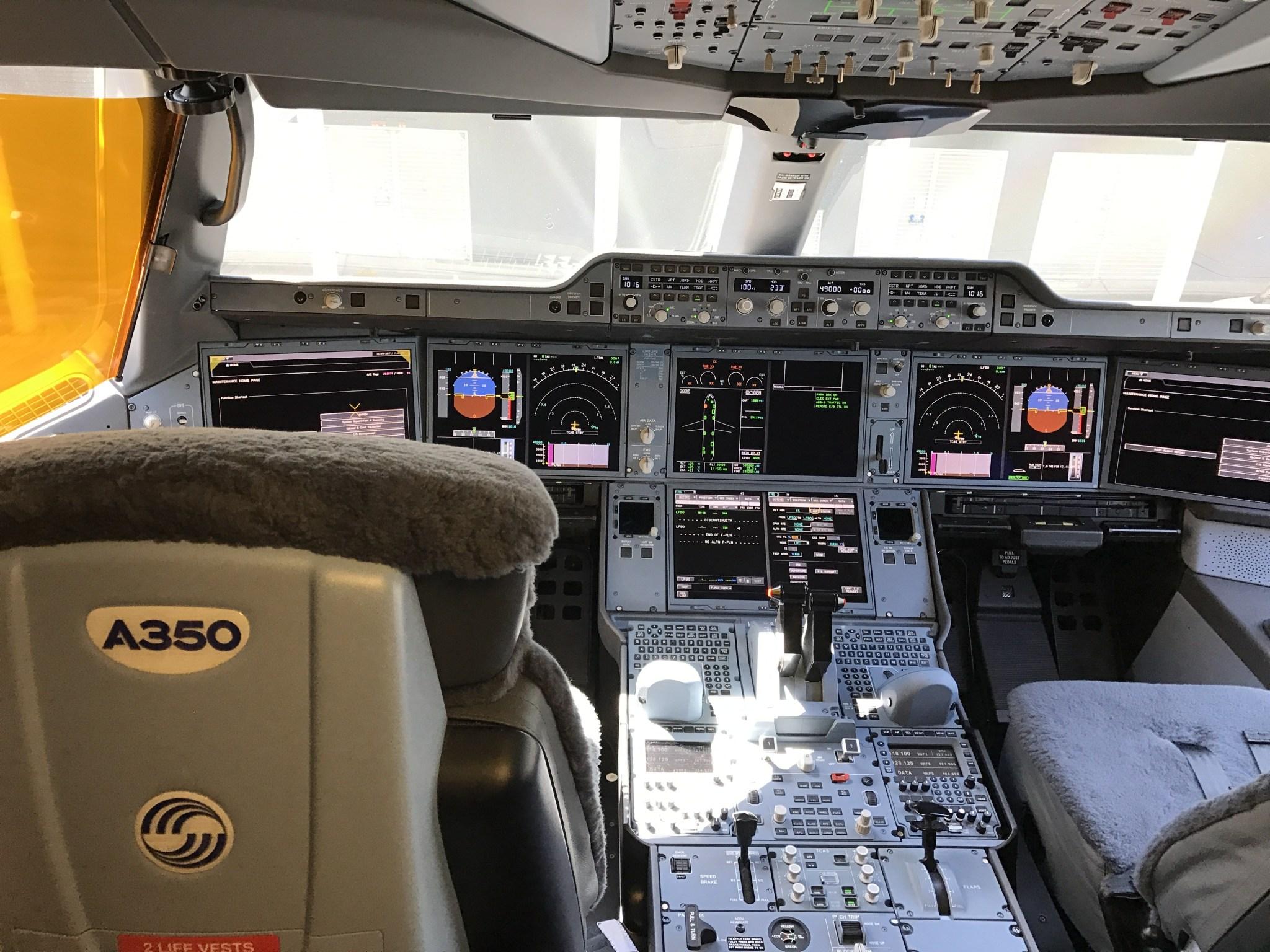 How to Tell an A350- the Newest Airbus, Apart