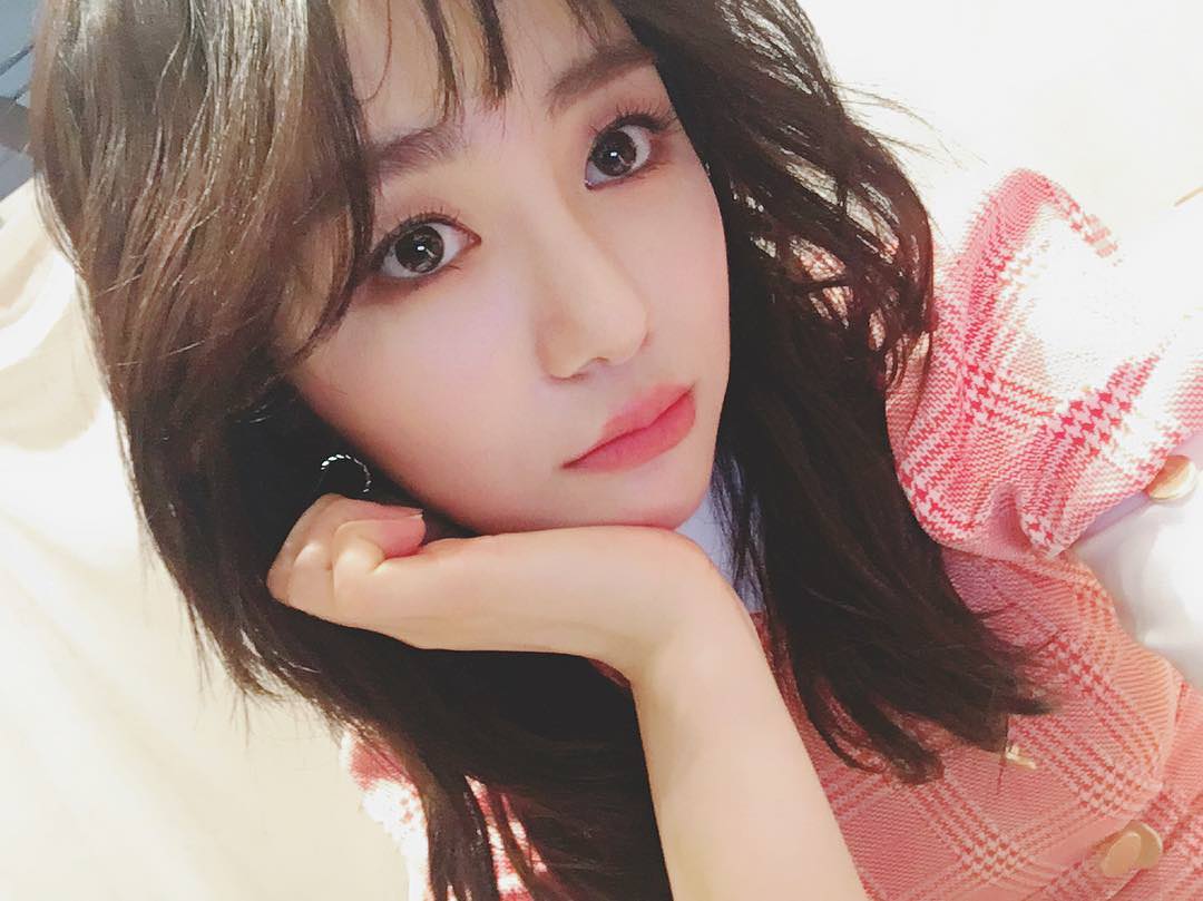 Kpop Waifus, Kwon Mina