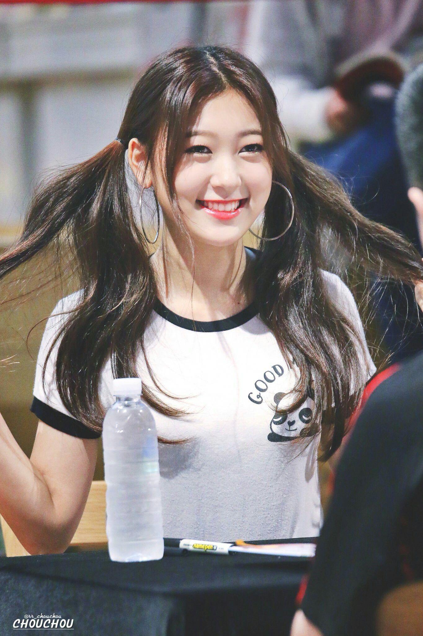Loona Choerry. loona em 2019. Garotas, Amor da minha vida e Gostosões