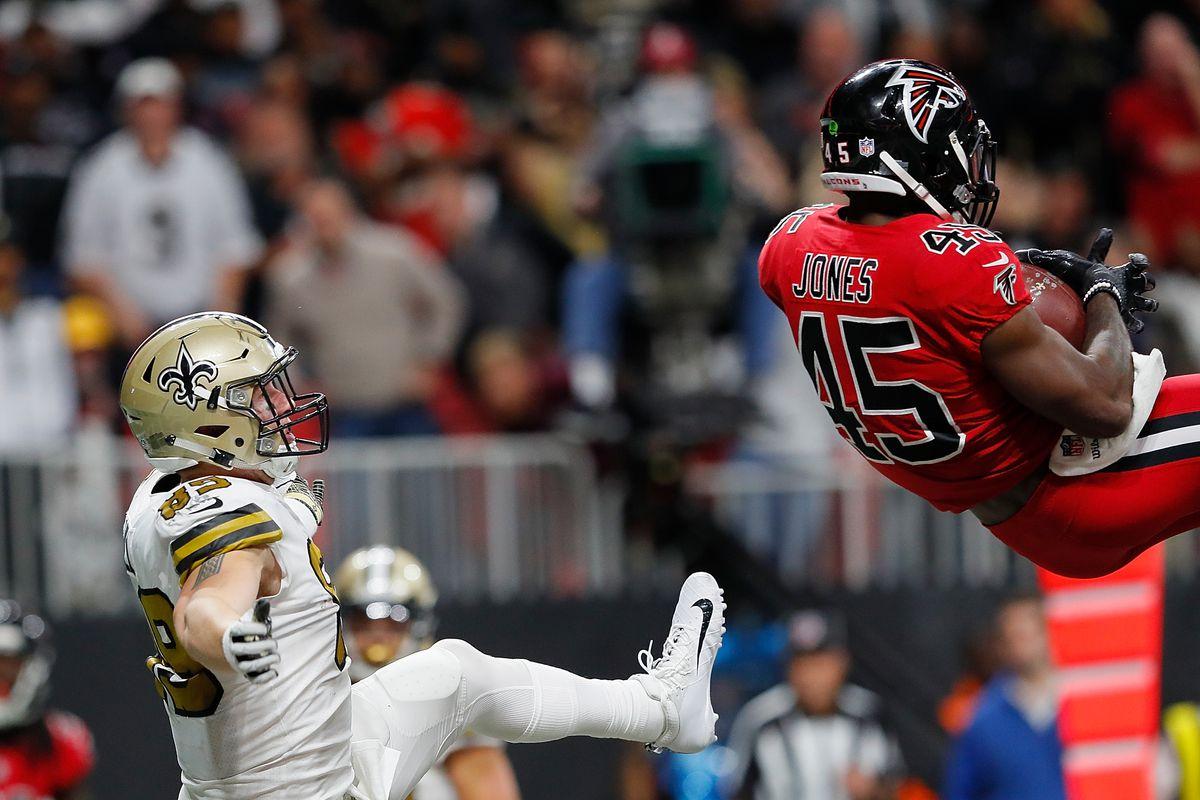 Deion Jones posted one of the best linebacker PFF coverage grades