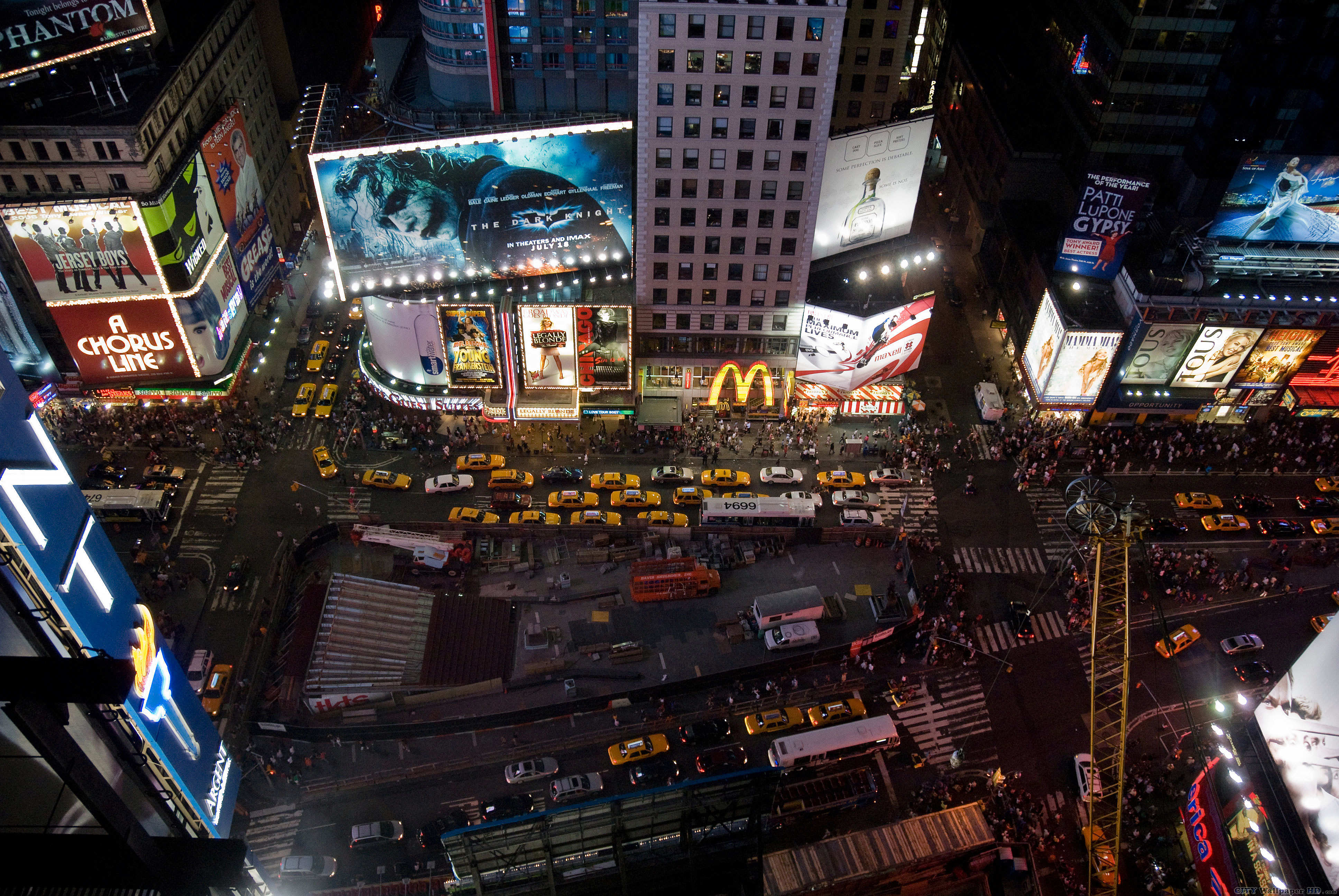 Marvelous and enchanting Times Square. HD wallpaper cities in
