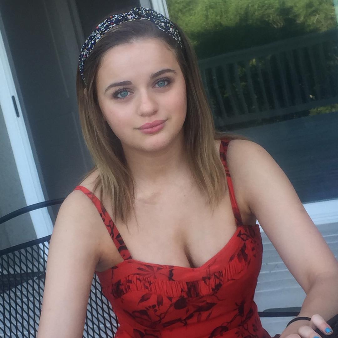 Hot And Picture Of Joey King Exposes Her Curvy Body