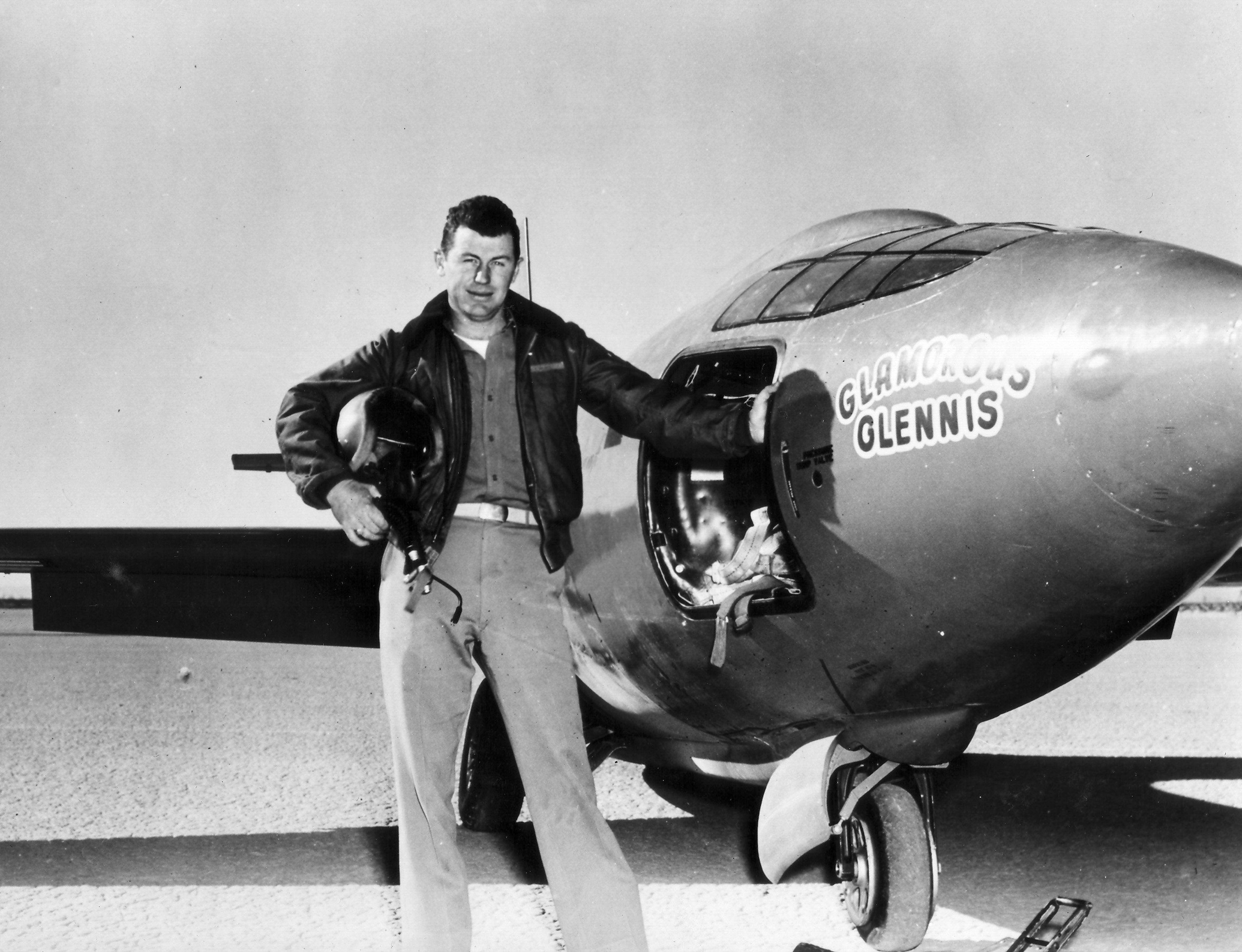 Chuck Yeager Wallpapers - Wallpaper Cave