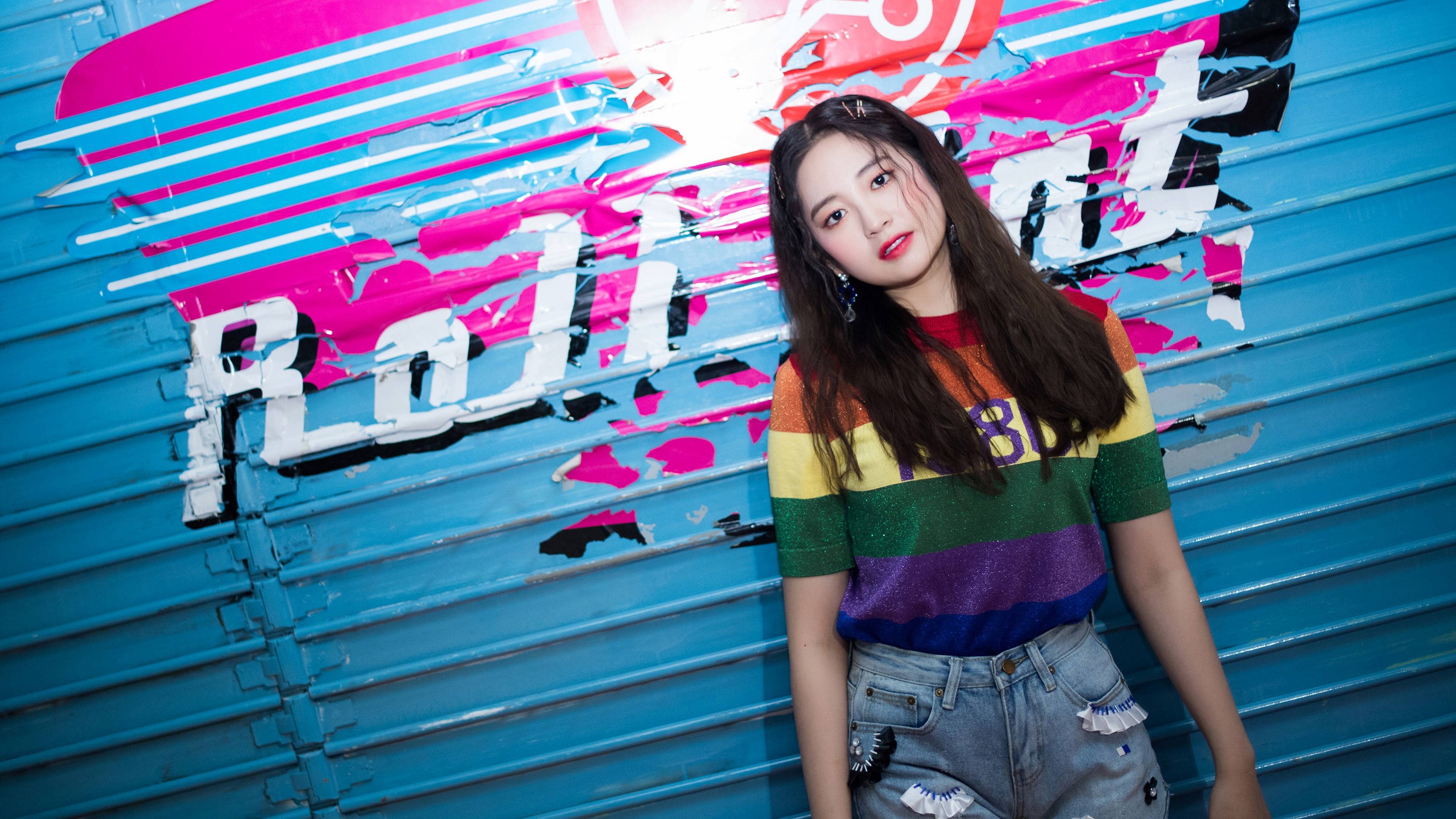 Taeha MOMOLAND BAAM Fun to The World 4K