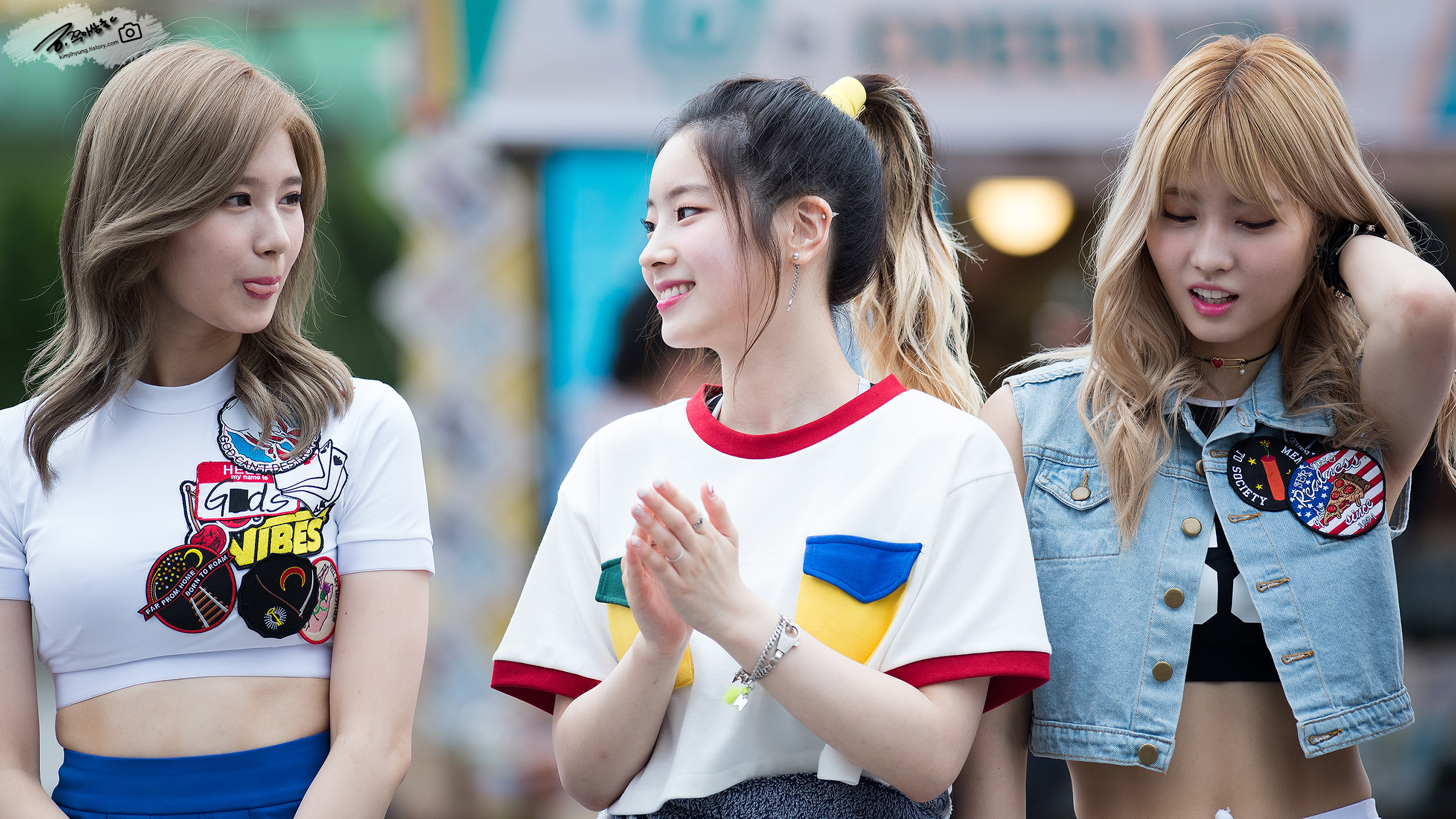 Download Twice Image Momo And Dahyun Free Wallpaper