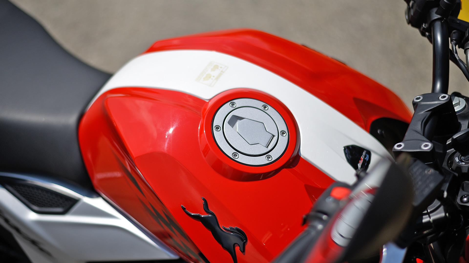 TVS Apache RTR 160 4V 2018 FI Bike Photo