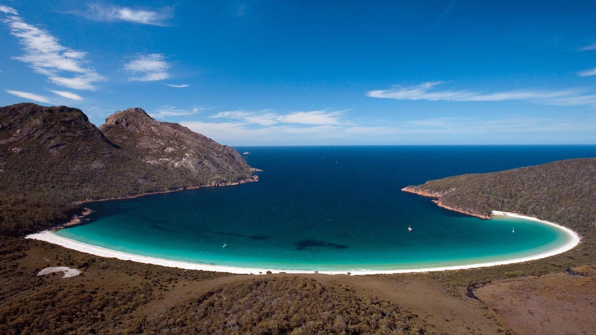 Wineglass Bay Tasmania #Wallpaper