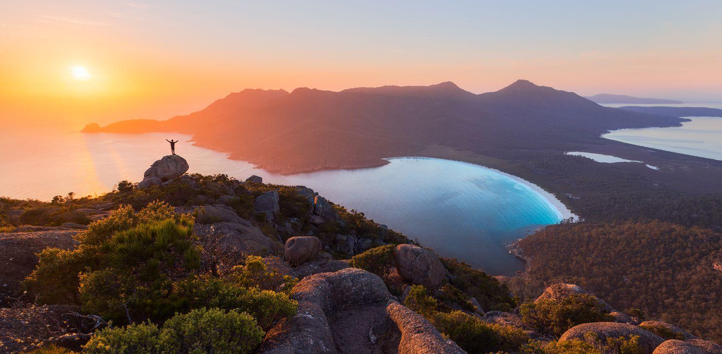 Wineglass Bay Sail Walk and Sail Tasmania's East Coast