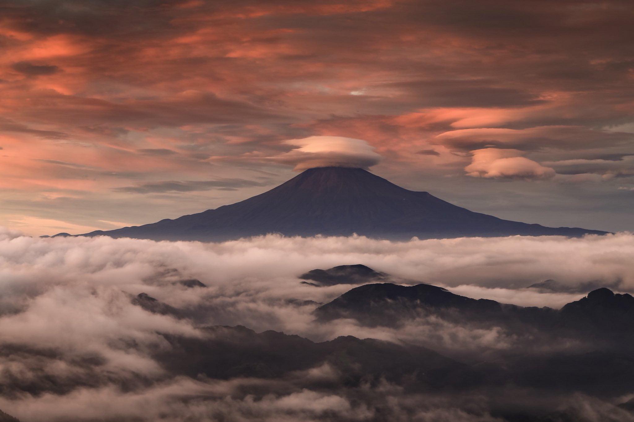 Black mountain, Mount Fuji, clouds, Japan HD wallpaper