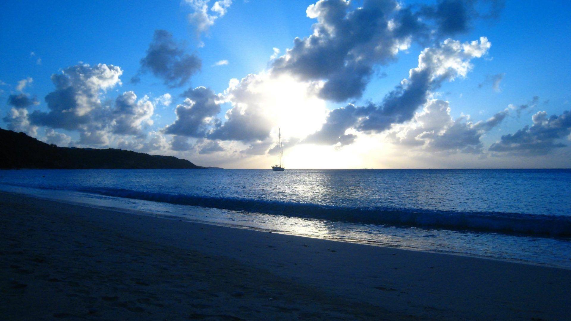 Moorea Beaches Desktop Wallpaper