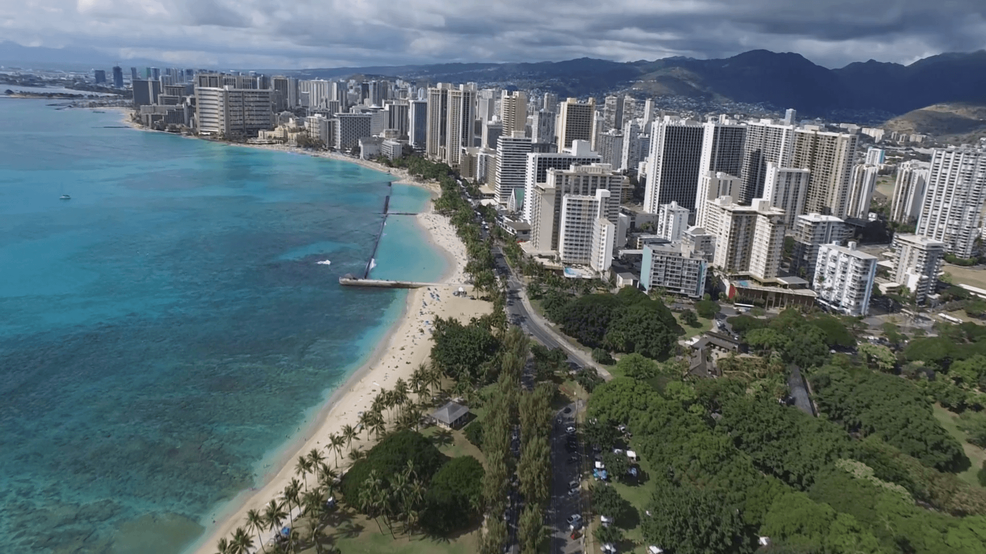 Aerial view of Waikiki Beach, Hawaii. Stock Video Footage