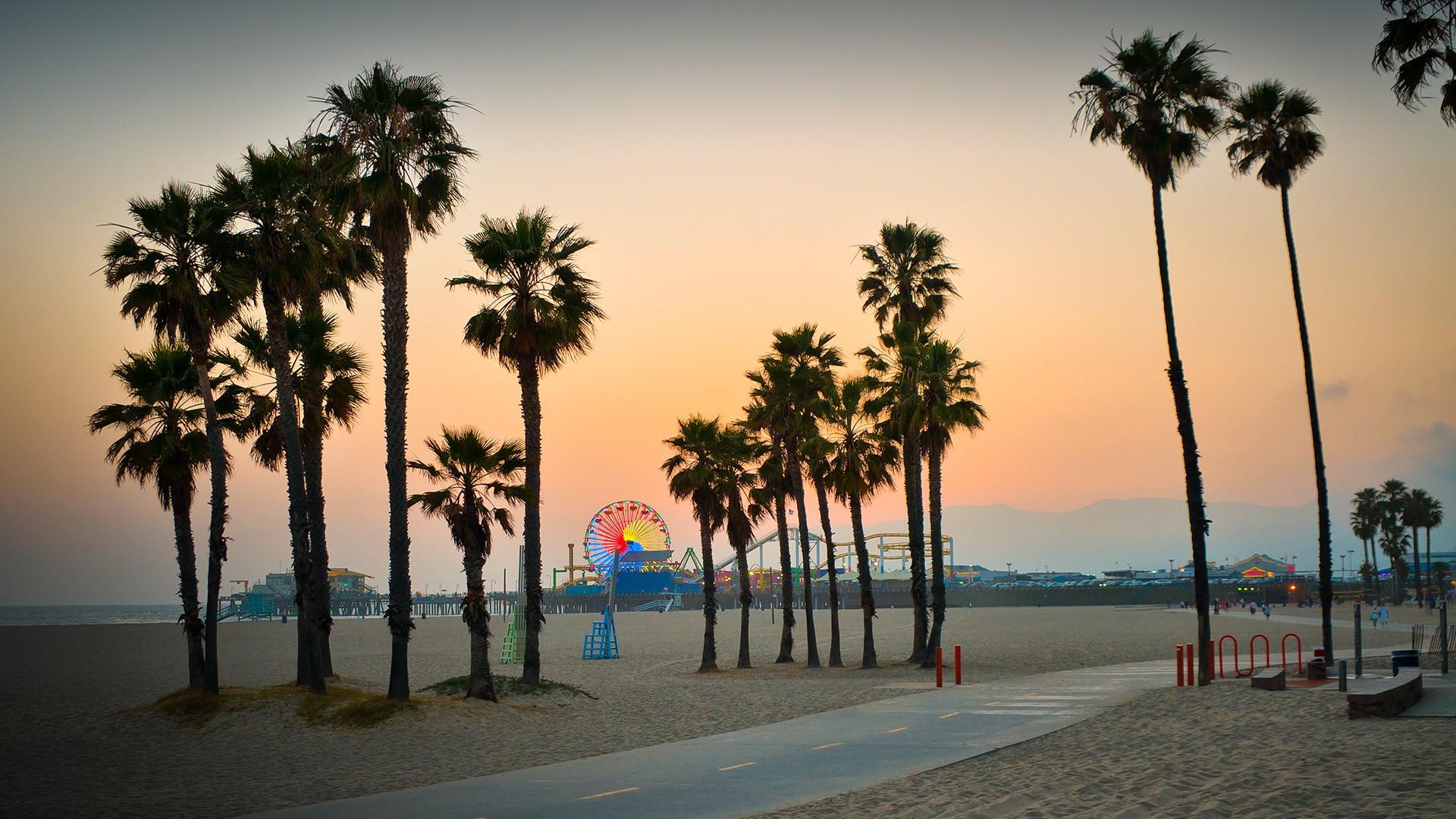 Santa Monica Pier at sunset, California, USA. Windows 10 SpotLight