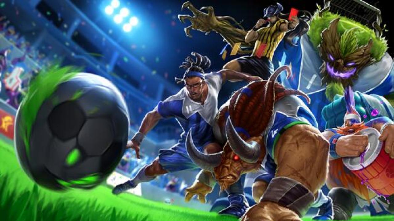 Court Says Edgar Davids Is Legendary