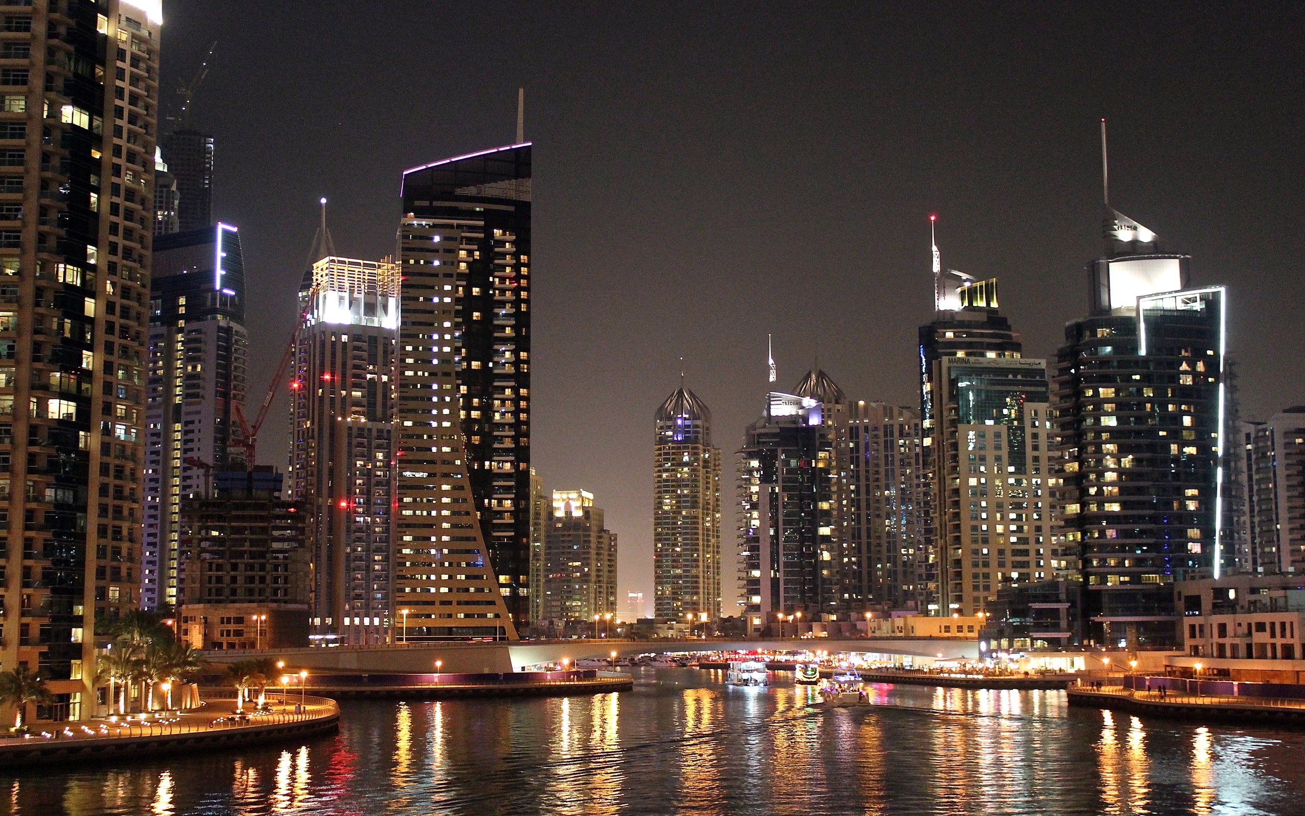 Dubai night cityscape wallpaperx1600