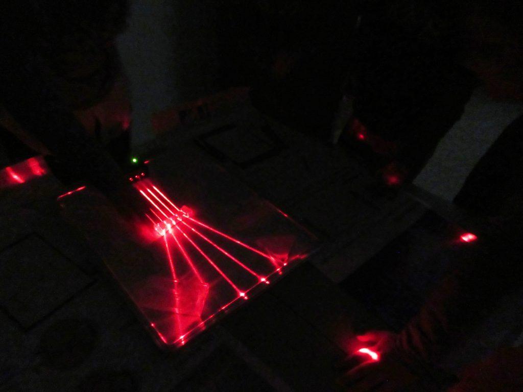 IOSA OSA EPS Student Chapter. Optics Outreach For All