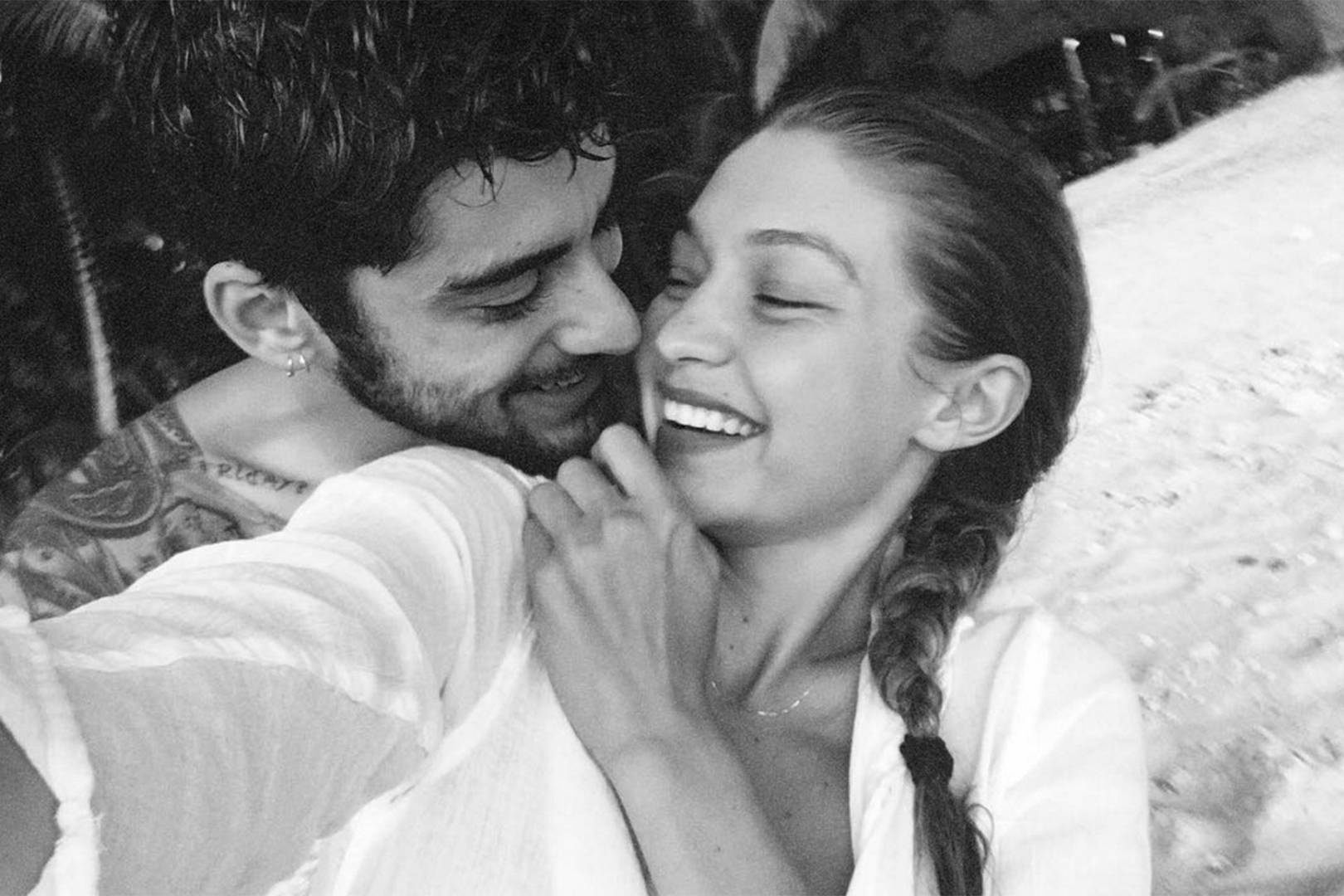 Gigi Hadid Has a Picture of Zayn Malik as Her Phone Background: Photo  3556170, Gigi Hadid, Zayn Malik Photos