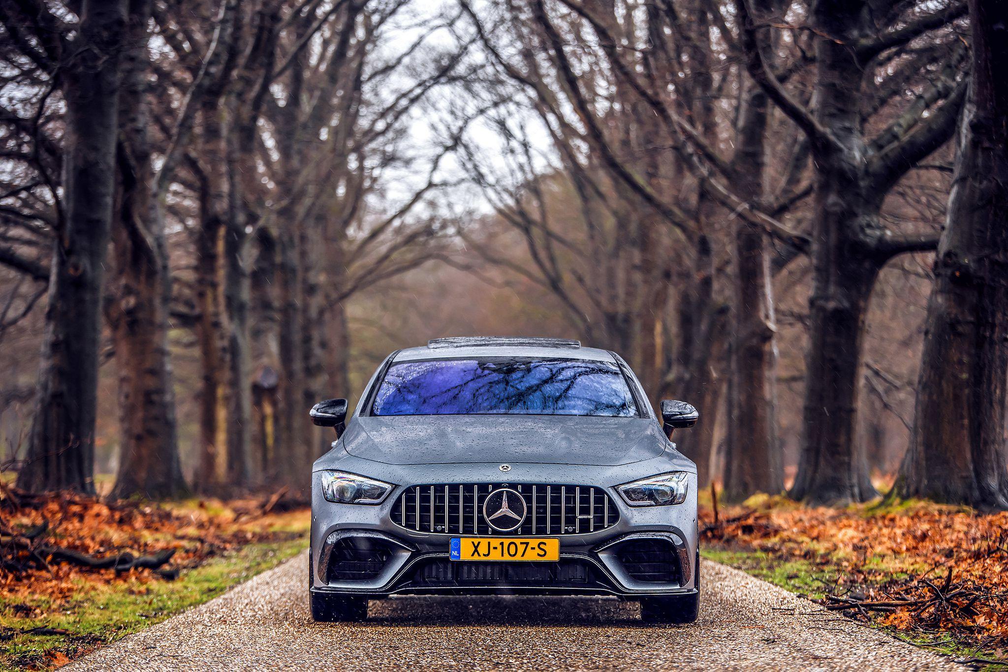 Mercedes Benz AMG GT 63 S High Quality Image