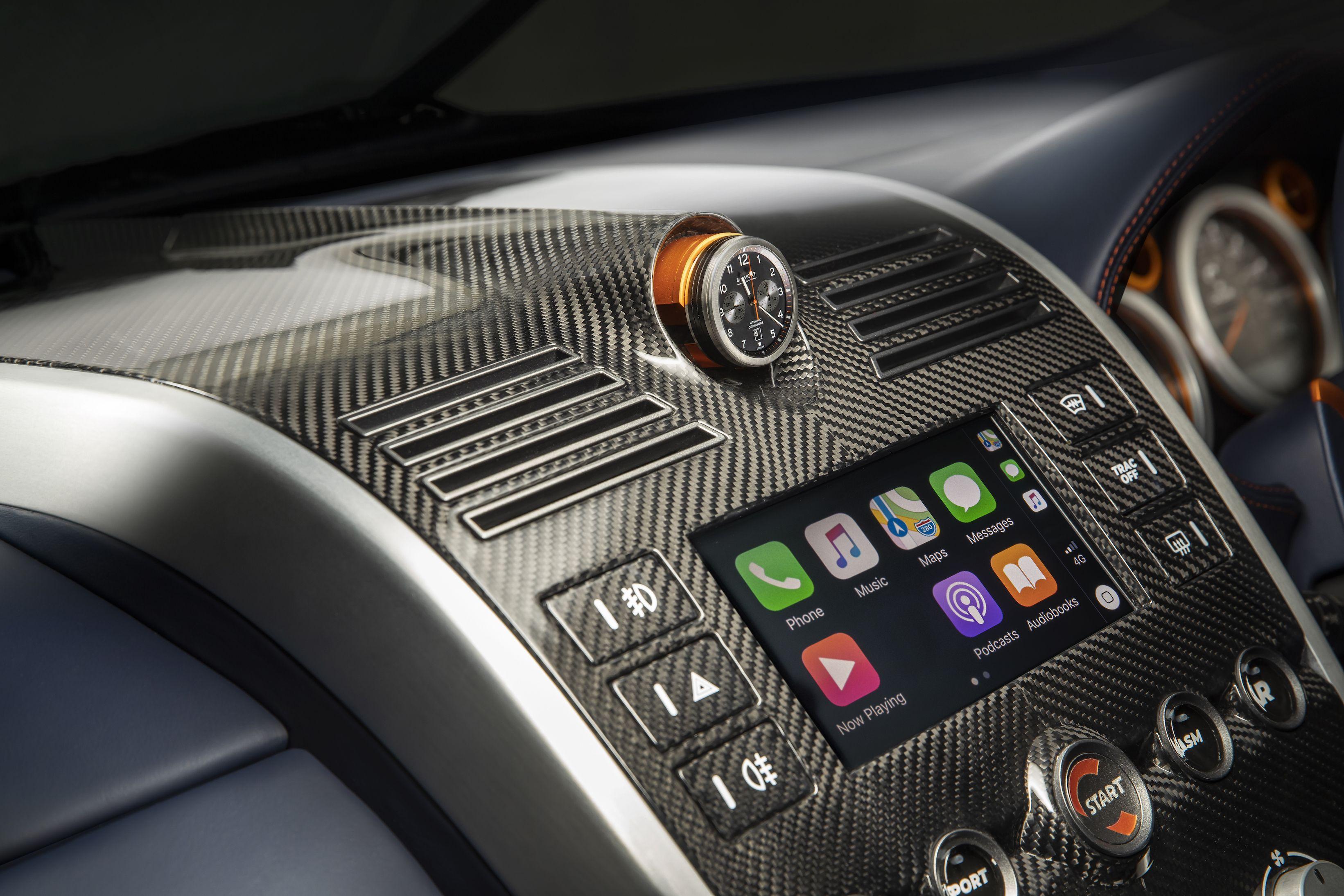 View Photo of Aston Martin Vanquish 25