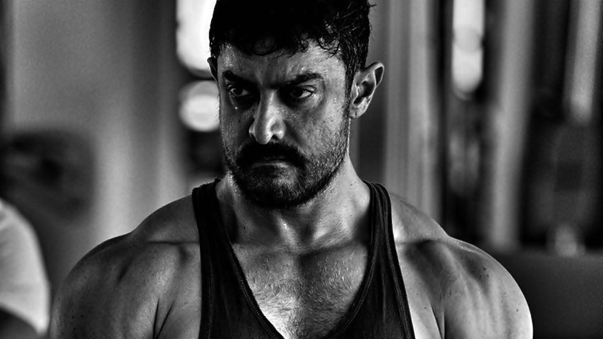 Aamir Khan Body In Dangal Wallpaper 00746