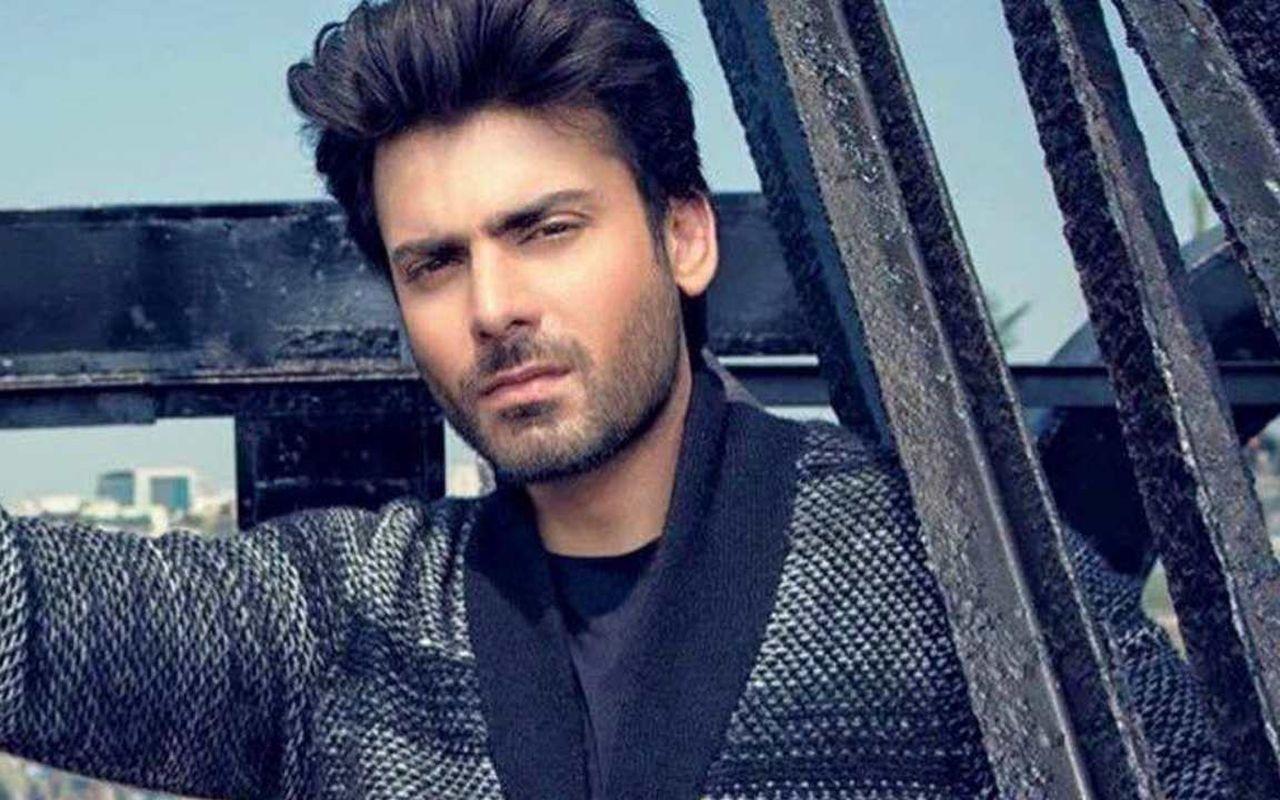Soothe your sore eyes with this tempting photo of Fawad Khan