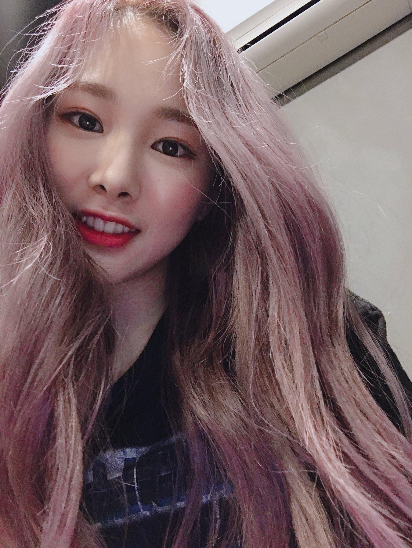 Mia. KPOP Image Board