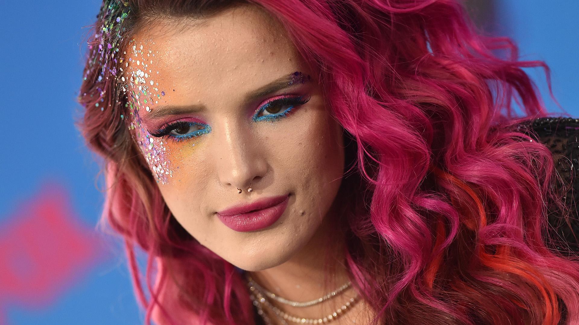 Bella Thorne's Beer Trick To Lighten Hair
