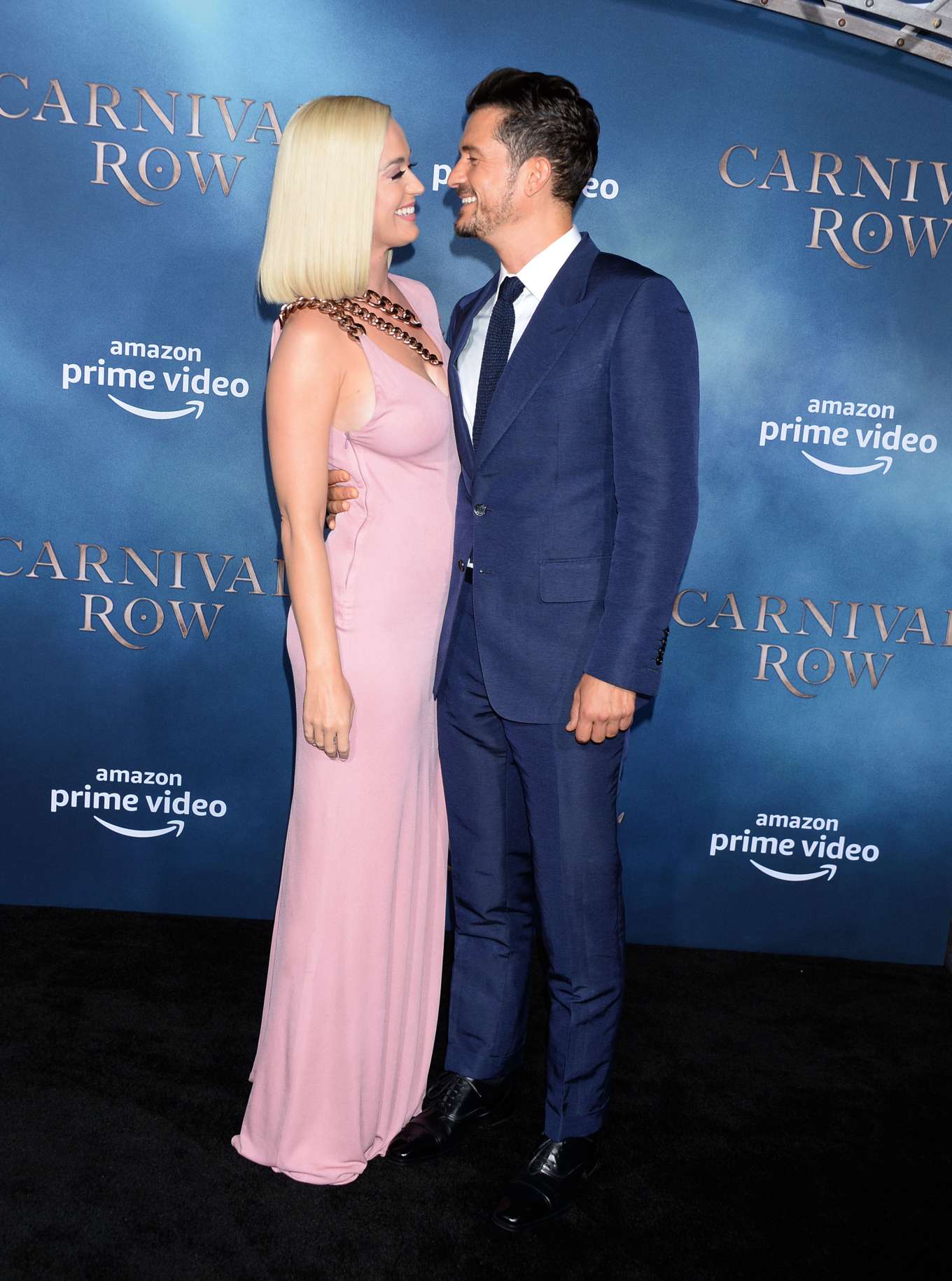 Katy Perry and Orlando Bloom Row premiere