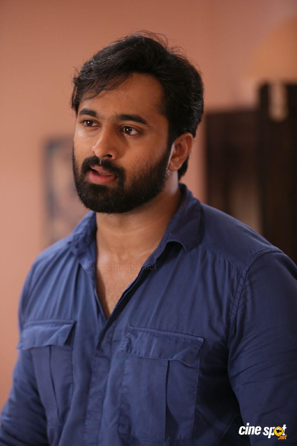Unni Mukundan Wallpapers - Wallpaper Cave