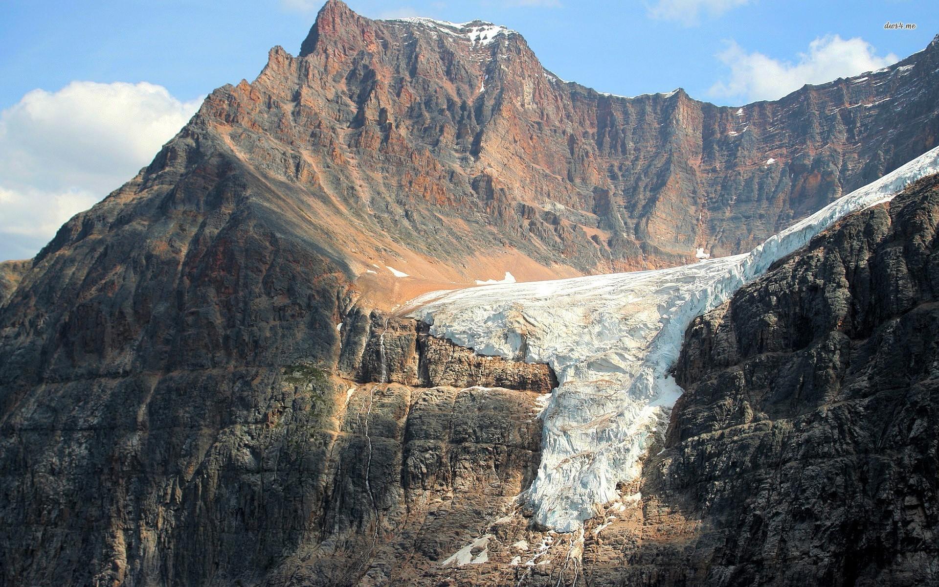 Angel Glacier, Jasper National Park wallpaper