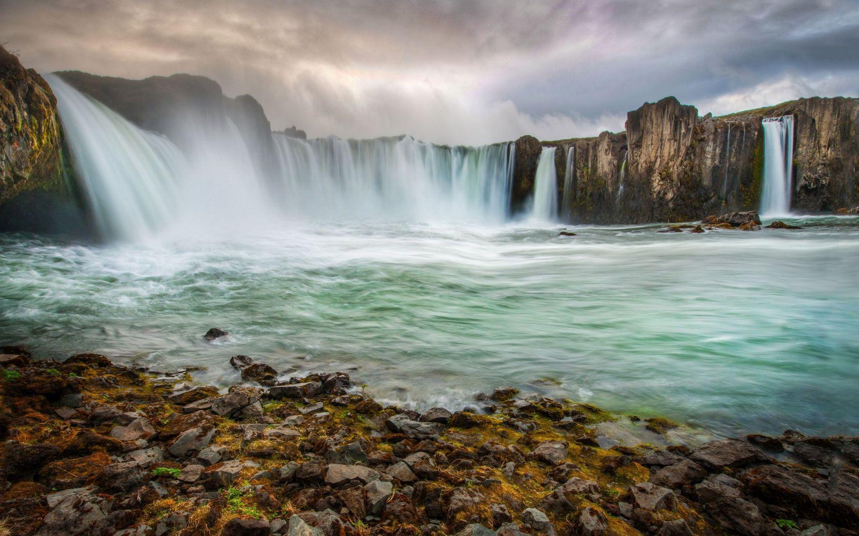 Iceland Rocks Waterfall wallpaper